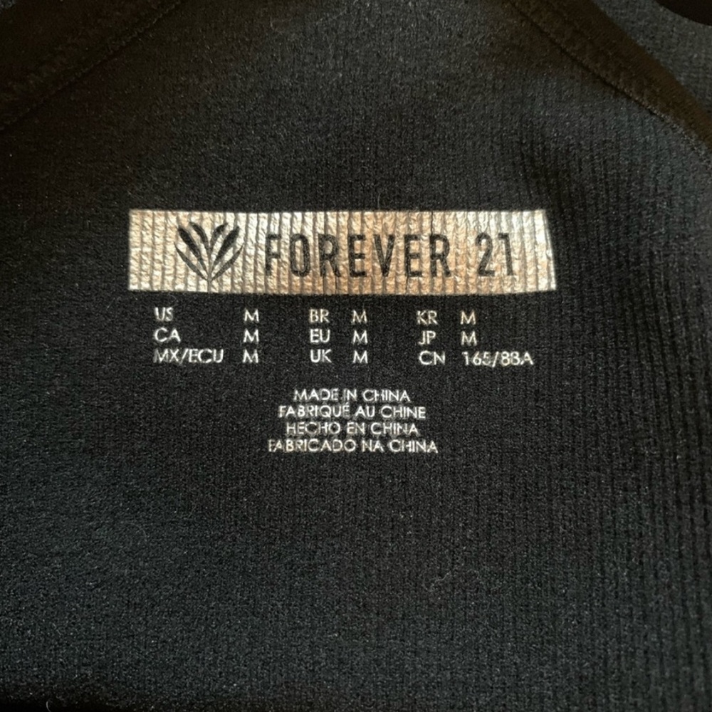 Forever21 Black Ribbed Crop Tank Top - Picture 3 of 5
